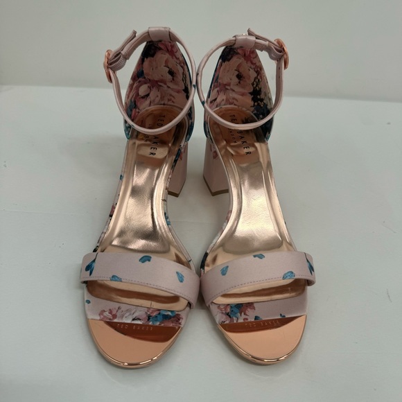 NWOB Ted Baker Manyah Printed Block Heeled Sandals Size 10.5 Ankle Strap New - Picture 6 of 8